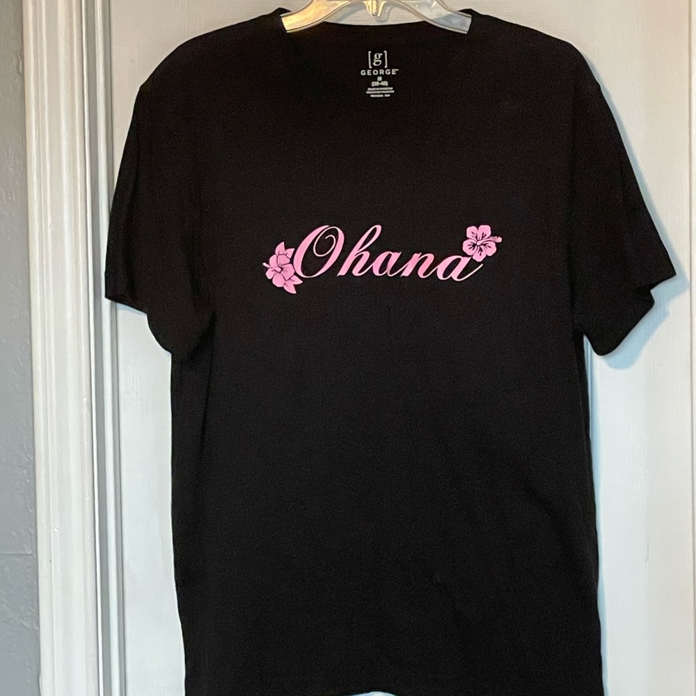 George brand black V-neck screen shirt “Ohana”